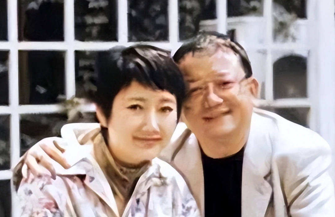 股鑫所 王刚没想到，让自己愧疚了24年的前妻成方圆，会以这种方式给自己上了一课